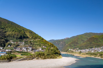 浅尾沈下橋のある風景