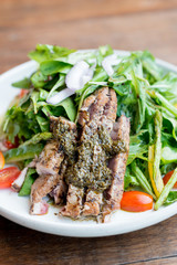 Grilled tuna salad