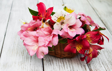 beautiful bouquet of pink alstroemeria