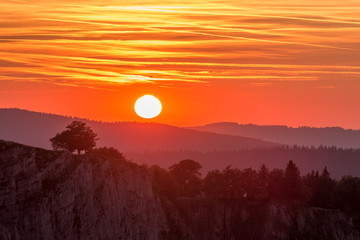 Un coucher de soleil dans le Jura