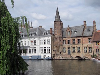 Fototapeta premium Huidenvettersplein, Brugge, Belgia.