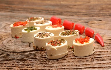  Cream cheese figurines with herbs and vegetable