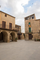 Fototapeta na wymiar The town of Peratallada in the province of Girona