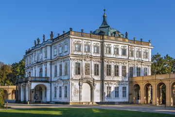 Fototapeta na wymiar Ploskovice castle, Czech republic