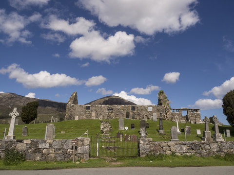 church ruin isle of skye