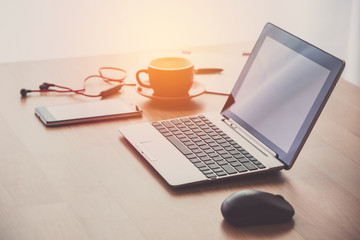 Fototapeta premium laptop on working table