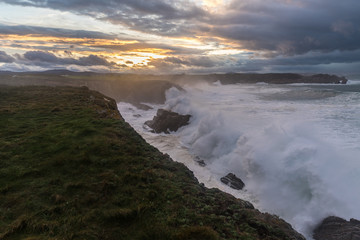 Waves of 10 meters on the Asturian coast