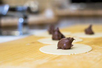 creamy chocolate for desserts