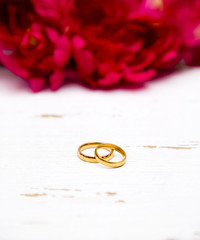 A Pair of Simple Elegant Wedding Rings