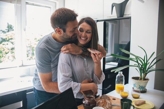 Couple having their morning routine