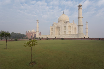 Landscape around Taj Mahal 