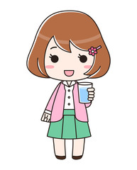 水が入ったコップを持つ女性