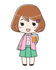 ジュースが入ったコップを持つ女性