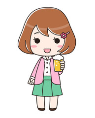 ビールが入ったコップを持つ女性