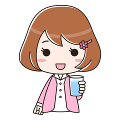 水が入ったコップを持つ女性　バストアップ
