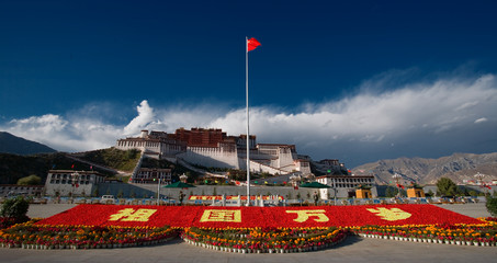 the panorama of the Potala Palace in Lhasa, Tibet, China