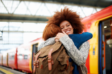 Friends meeting up in London