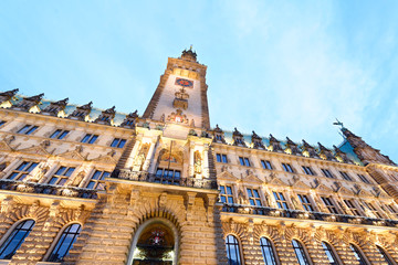 Obraz premium Old City Hall on Rathausmarkt in Hamburg. Hamburg, Germany