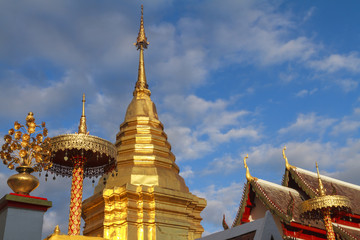 Fototapeta premium Wat-Pratatdoikam at Chiang Mai Province, Thailand.