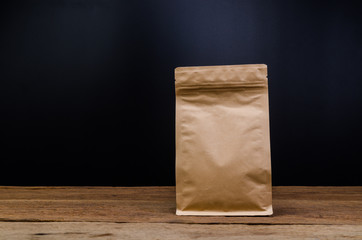 Aluminium foil coffee bag - 187626343