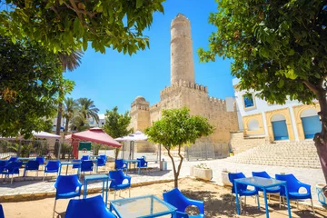 Papier Peint photo Lavable Tunisie Ancient fortress with high tower. Sousse, Tunisia, North Africa