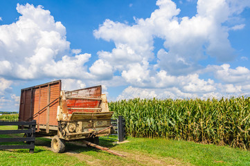 Fototapeta premium Farm buildings in Amish Pennsylvania, USA