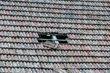 Undichtes Dach