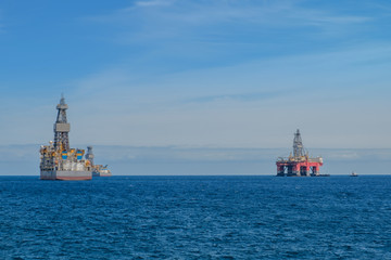 ship and drilling platform ,  offshore drill platform