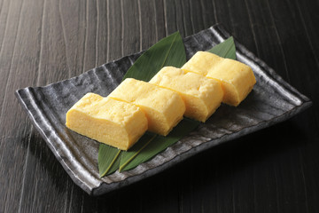 だし巻き卵　Japanese rolled eggs
