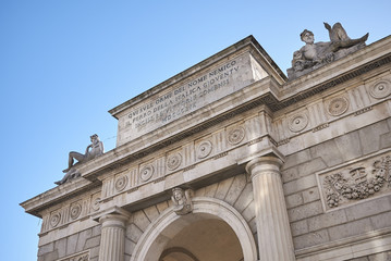 Fototapeta na wymiar Milan, Italy - December 17, 2017 : 'Porta Garibaldi' arch