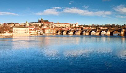 Fototapeta na wymiar Charles Bridge, St. Vitus Cathedral and other historical buildings in Prague