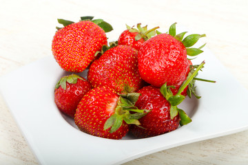 Strawberry in the bowl