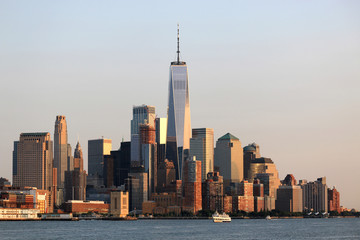 Fototapeta premium Manhatten skyline o zachodzie słońca