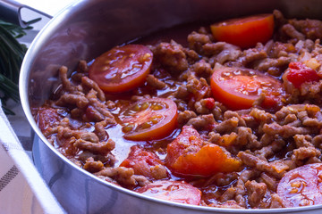 Ragù alla bolognese mit Hackfleisch und Tomaten