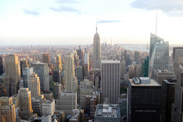 Fototapeta premium Panoramę Manhattanu z wysokiej wieży w Nowym Jorku