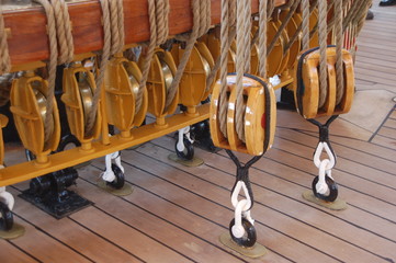 fili corde e carrucole di una nave 1