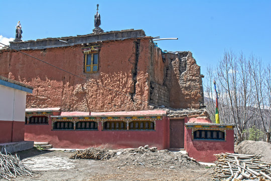 Neral. Mukhtinakh. Mustang, Jharkot