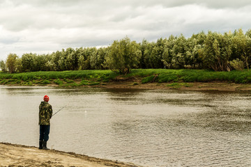 Fototapeta na wymiar Fishing on the North river.