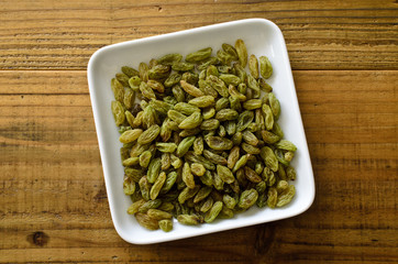 グリーンレーズン