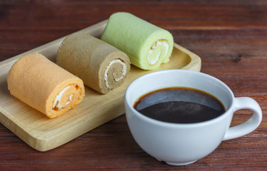 Breakfast is a major meal.a refreshing, hot drinks and delicious bakery help stimulate the body throughout the day.