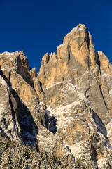 Sass Maor in inverno (gruppo delle Pale di San Martino) fotografato dalla val Canali, nel parco naturale di Paneveggio
