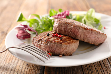 grilled beef and pepper