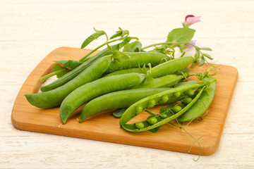 Ripe green peas