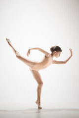 Fototapeta premium The teen modern ballet dancer