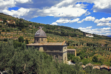 Fototapeta na wymiar Italia, Toscana, Arezzo, il paese di Cortona.Chiesa Santa Maria della Grazie al Calcinaio