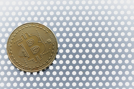Bitcoin 金貨 仮想通貨