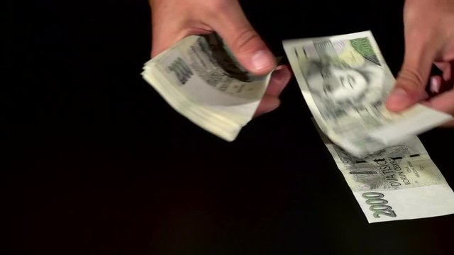 Counting and separating Czech Koruna 2000 Banknotes