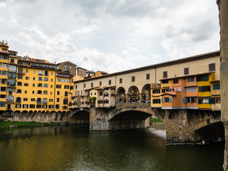 Fototapeta na wymiar Famous Ponte Vecchio bridge in Florence, Italy