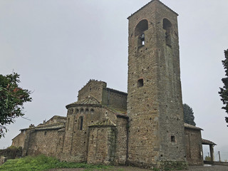 Artiminio, la chiesa di San Leonardo - Carignao di Firenze