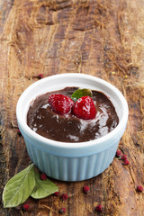 kakao ve framboaz lı puding 